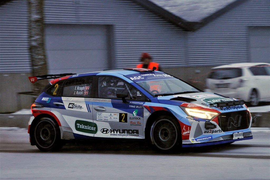 Selv om vejene ikke var snedækkede ligesom til premieren, var underlaget stadig fedtet for Ib Kragh.
(Foto: IK Motorsport)